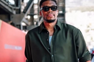 字母哥示好热火？发社媒配乐出现“迈阿密更上一层楼”歌词
